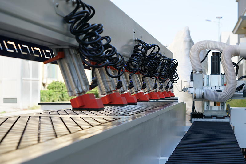 數(shù)控側(cè)孔機